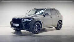 Manhattan metallic (c3d) (groen metallic) Gebruikt 2022 BMW X5 Executive SUV | € 66.895 (Goede deal)
