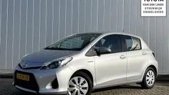 Gebruikt 2013 Toyota Yaris Hybrid Hatchback | € 11.400 (Eerlijke prijs)