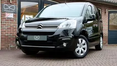 Zwart, metallic lak Gebruikt 2018 Citroën Berlingo Feel MPV | € 12.950 (Super prijs)