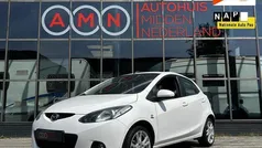 Wit Gebruikt 2010 Mazda 2 Hatchback | € 5.950 (Eerlijke prijs)