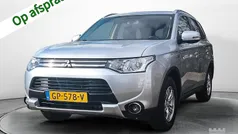 Grijs Gebruikt 2015 Mitsubishi Outlander P-HEV Edition SUV | € 12.900 (Eerlijke prijs)