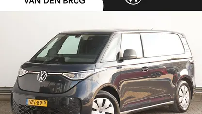 Blauw Occasion 2024 VW ID. Buzz MPV | € 37.795 (Eerlijke prijs)