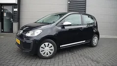 Gebruikt 2017 VW up! Move Hatchback | € 7.450 (Goede deal)