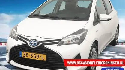 Occasion Toyota Yaris 75 PK (55 kW) 2017 Wit Hatchback