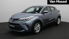 Grijs Gebruikt 2022 Toyota C-HR Active SUV | € 25.900 (Eerlijke prijs)