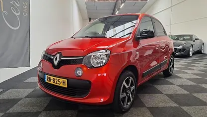 Occasion Renault Twingo LIMITED 71 PK (52 kW) 2017 Rood (metallic) Hatchback