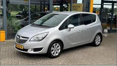 Gebruikt 2016 Opel Meriva Cosmo MPV | € 10.990 (Eerlijke prijs)