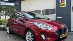 Rood Gebruikt 2017 Ford Fiesta Titanium Hatchback | € 13.950 (Goede deal)