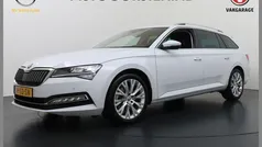 Wit Gebruikt 2020 Skoda Superb Business Line Stationwagen | € 25.795 (Eerlijke prijs)