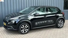 Zwart, metallic lak Gebruikt 2018 Citroën C3 Feel Hatchback | € 10.995 (Eerlijke prijs)
