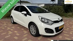 Wit Gebruikt 2014 Kia Rio Hatchback | € 5.940 (Goede deal)