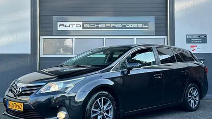 Occasion 2013 Toyota Avensis Business Edition Stationwagen | € 7.245 (Eerlijke prijs)