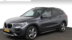 Grijs Gebruikt 2020 BMW X1 Executive SUV | € 26.450 (Eerlijke prijs)