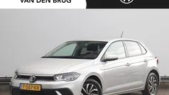 Grijs Gebruikt 2023 VW Polo Business Hatchback | € 22.895 (Eerlijke prijs)