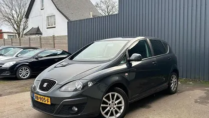 Grijs Gebruikt 2010 Seat Altea Sport MPV | € 4.295 (Eerlijke prijs)