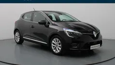 Zwart Gebruikt 2020 Renault Clio V Intens Hatchback | € 14.490 (Eerlijke prijs)