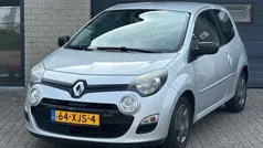 Grijs, metallic lak Gebruikt 2012 Renault Twingo Dynamique Hatchback | € 3.277 (Eerlijke prijs)