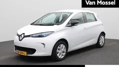 Wit Gebruikt 2019 Renault Zoe Life Hatchback | € 9.930 (Eerlijke prijs)