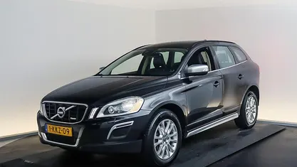 Occasion 2013 Volvo XC60 R-Design SUV | € 16.900 (Eerlijke prijs)