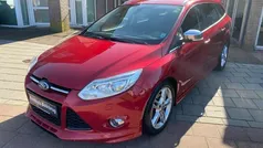 Rood Gebruikt 2012 Ford Focus ST-Line Stationwagen | € 7.445 (Eerlijke prijs)