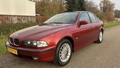 Rood Gebruikt 2000 BMW 523 Executive Sedan | € 2.999 (Eerlijke prijs)