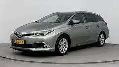 Grijs Gebruikt 2017 Toyota Auris Touring Sports Executive Stationwagen | € 13.950 (Eerlijke prijs)