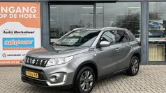 Grijs Gebruikt 2020 Suzuki Vitara SUV | € 19.490 (Eerlijke prijs)