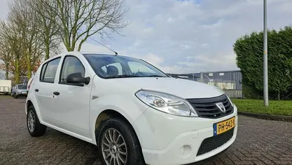 Occasion Dacia Sandero 75 PK (55 kW) 2010 Hatchback