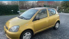 Gebruikt 2000 Toyota Yaris Hatchback | € 1.890 (Eerlijke prijs)