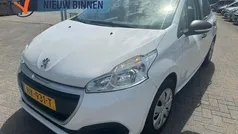Wit Gebruikt 2015 Peugeot 208 Access Hatchback | € 5.950 (Eerlijke prijs)