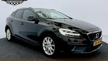 Occasion Volvo V40 153 PK (112 kW) 2019 Zwart Hatchback
