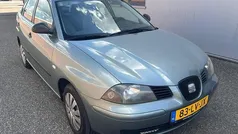 Groen Gebruikt 2003 Seat Cordoba Stella Sedan | € 899 (Eerlijke prijs)