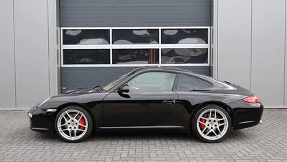 Zwart Gebruikt 2010 Porsche 911 Carrera Coupé | € 54.950 (Eerlijke prijs)