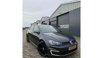Gebruikt 2015 VW Golf VII GTE Hatchback | € 12.499 (Eerlijke prijs)