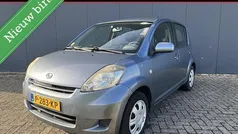 Grijs Gebruikt 2009 Daihatsu Sirion Hatchback | € 2.350 (Super prijs)