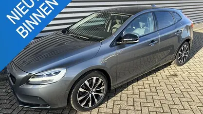 Occasion 2018 Volvo V40 Dynamic Hatchback | € 16.945 (Super prijs)