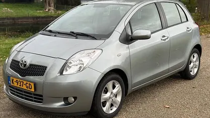 Groen Gebruikt 2006 Toyota Yaris Terra Hatchback | € 3.499 (Eerlijke prijs)