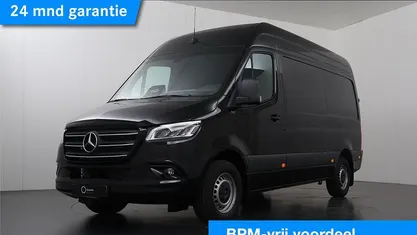Zwart Gebruikt 2024 Mercedes Sprinter Van | € 59.850 (Eerlijke prijs)
