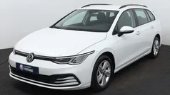 Wit Gebruikt 2021 VW Golf VIII Life Stationwagen | € 22.450 (Eerlijke prijs)