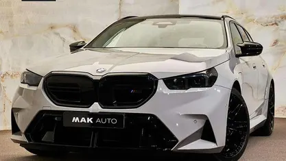 Grijs Occasion 2025 BMW M5 Comfort Edition Stationwagen | € 148.900 (Eerlijke prijs)