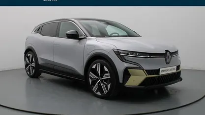 Occasion 2023 Renault Megane E-Tech Iconic Hatchback | € 28.990 (Eerlijke prijs)