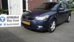 Blauw Gebruikt 2010 Kia Ceed Hatchback | € 3.495 (Eerlijke prijs)