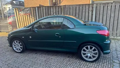 Occasion 2002 Peugeot 206 CC Roland Garros Cabriolet | € 995 (Goede deal)