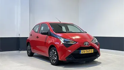 Occasion Toyota Aygo 72 PK (52 kW) 2019 Rood Hatchback