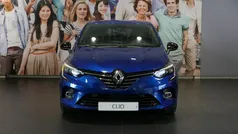 Gebruikt 2023 Renault Clio V Techno Hatchback | € 14.500 (Goede deal)