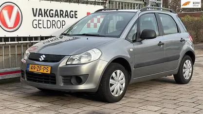 Grijs (metallic) Gebruikt 2008 Suzuki SX4 MPV | € 3.745 (Eerlijke prijs)