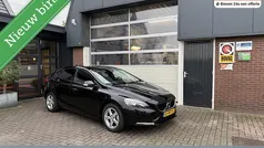 Gebruikt 2018 Volvo V40 Hatchback | € 10.950 (Eerlijke prijs)
