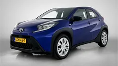 Gebruikt 2024 Toyota Aygo Play Hatchback | € 17.400 (Eerlijke prijs)