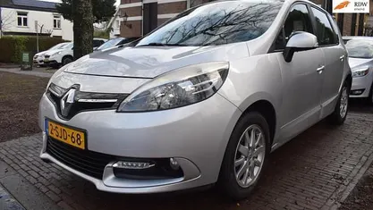 Occasion Renault Scénic III Expression 116 PK (85 kW) 2013 MPV