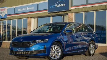 Occasion 2024 Skoda Octavia Business Line Stationwagen | € 36.440 (Eerlijke prijs)